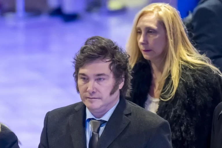 Ordenan investigar el patrimonio de Javier Milei y el de su hermana por vínculos con el caso $libra