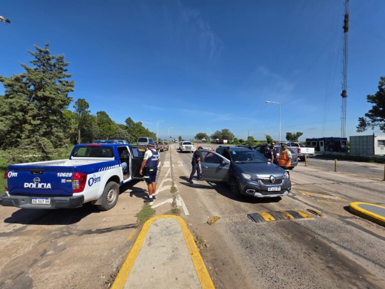 Detienen a una pareja sospechosa de intentar raptar a un niño en Potrero de los Funes