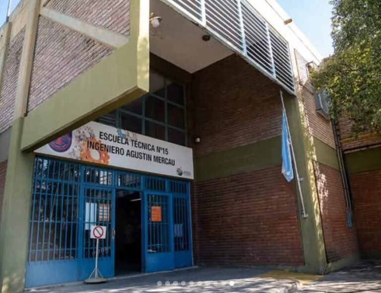 Suspenden servicio de alimentos en escuela tras reportes de malestar estomacal en alumnos