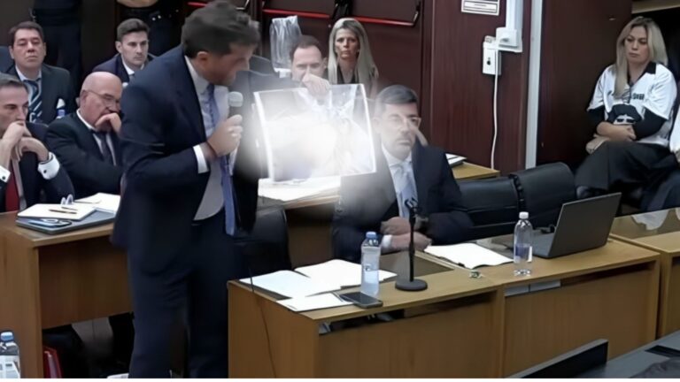 Imagen sensible: La impactante foto de Maradona en su lecho de muerte que conmocionó al juicio