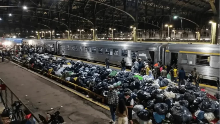 Tren Solidario parte hacia Bahía Blanca con ayuda para los damnificados por el temporal
