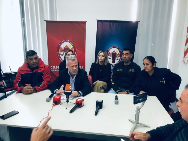 Hombre muere en un auto incendiado en Villa Mercedes: El Fiscal investiga posible suicidio