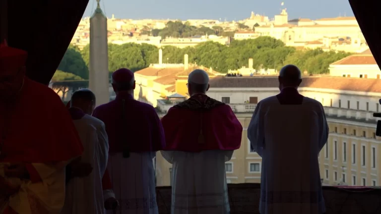 Trump celebró la elección del papa Robert Prevost: “Es un honor para EE.UU.”