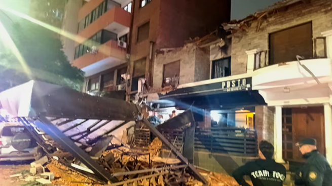 Tragedia en Córdoba: Un muerto y varios heridos por el derrumbe de un techo en un bar