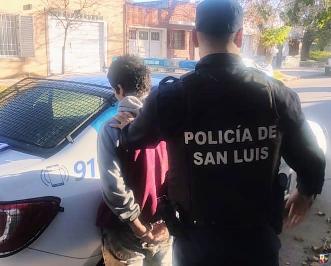 Detienen a un joven de 21 años por robo en una vivienda de Villa Mercedes
