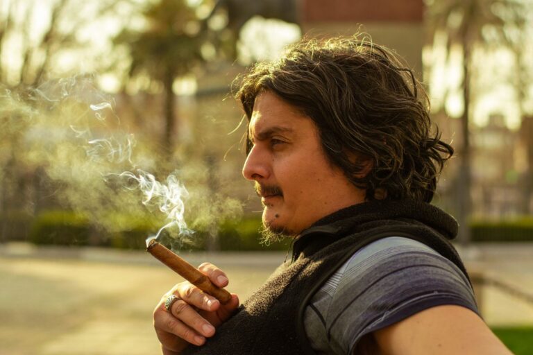 El director de cine César Albarracín rompe el silencio: “Sí, soy masón”