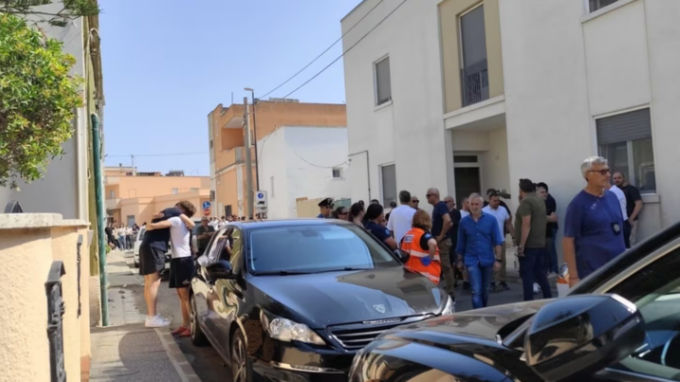 Italia: un joven asesinó a su madre a hachazos porque lo retó