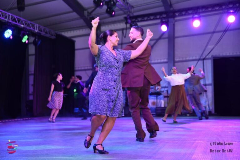 “Danzantes” deslumbró en Europa y deja la bandera puntana bien en alto