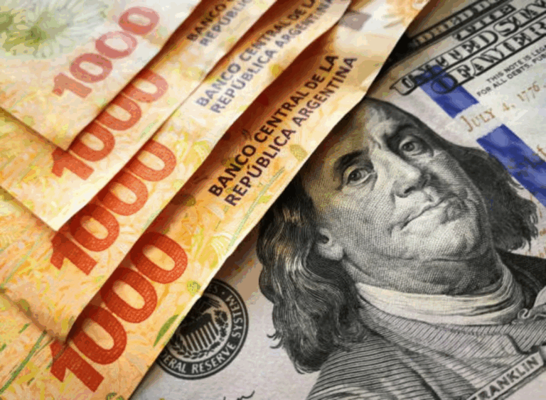 El dólar blue rompe récord y supera los $1.300 en plena City porteña