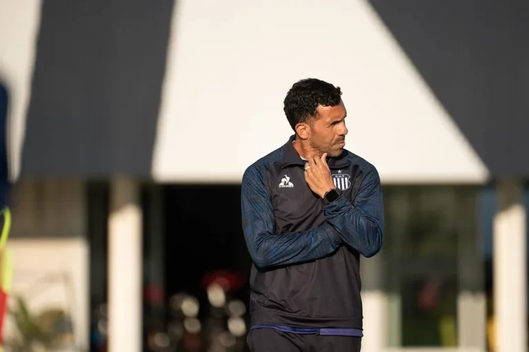Carlos Tevez asumió en Talleres: “Buscamos recuperar el ADN aguerrido del club”
