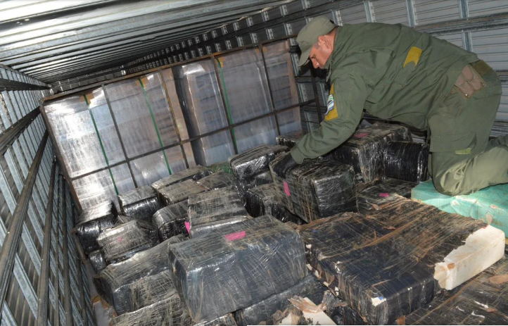 Interceptan un camión con 1.500 kilos de marihuana en Formosa que se dirigía a Chile
