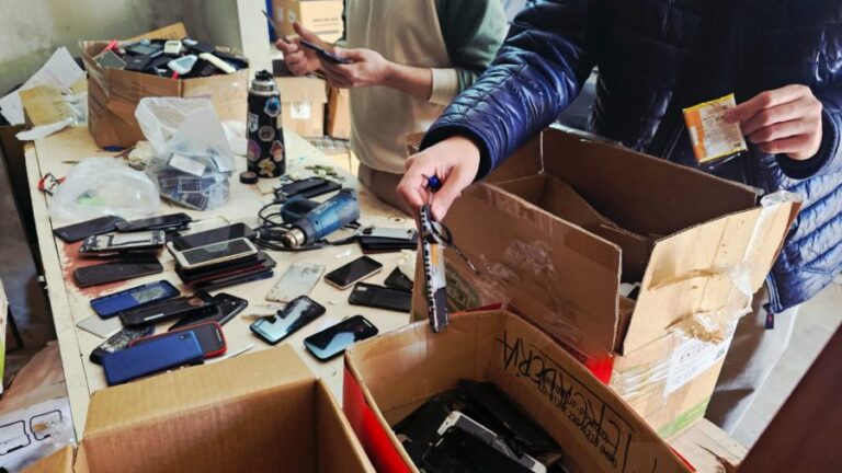 Destruirán 600 celulares incautados en el penal provincial