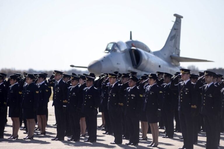 Emotivo homenaje: la V Brigada Aérea celebró los 113 años de la Fuerza Aérea Argentina