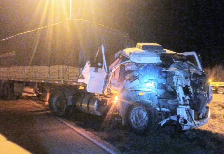 Choque de camiones en la Autopista de las Serranías Puntanas