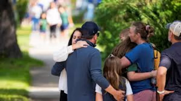 Tragedia en Minneapolis: dos niños muertos en tiroteo escolar