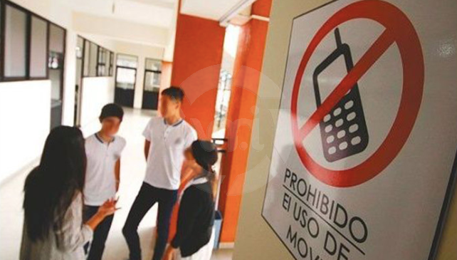 Una escuela de Villa Mercedes prohibirá el uso de celulares desde 2026