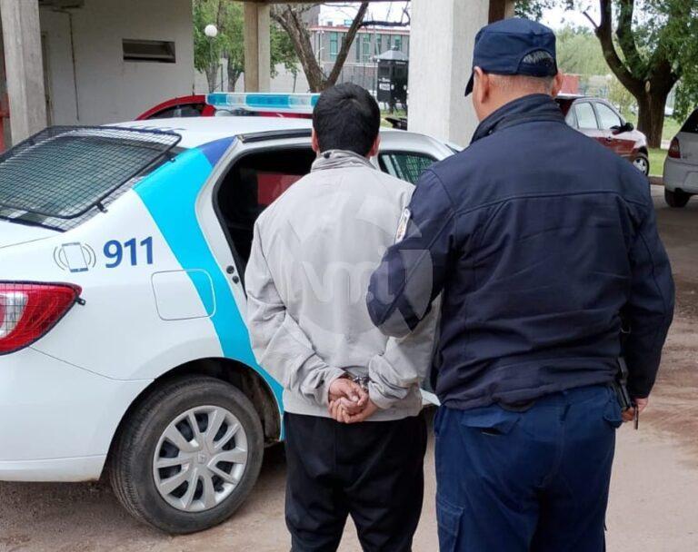 Enviaron a la cárcel a uno de los detenidos por intentar robar una ventana