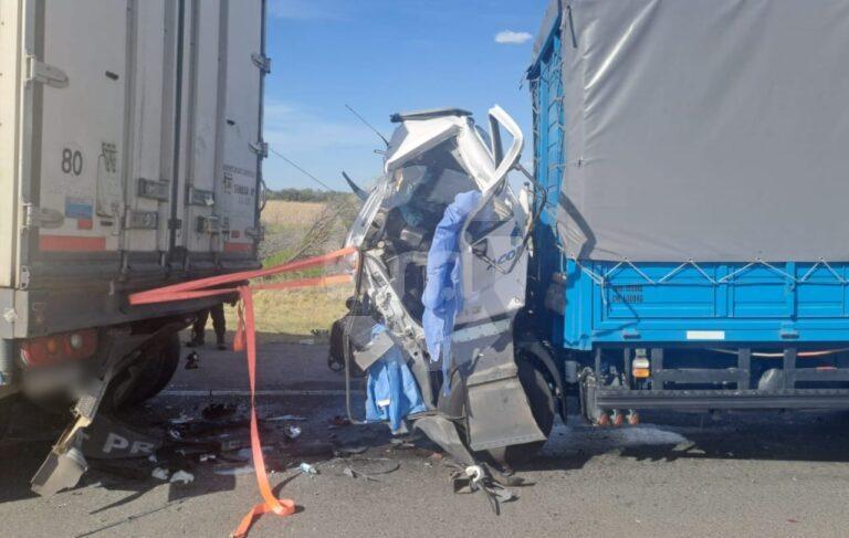 Fatal accidente en la Autopista Serranías Puntanas: un camionero perdió la vida