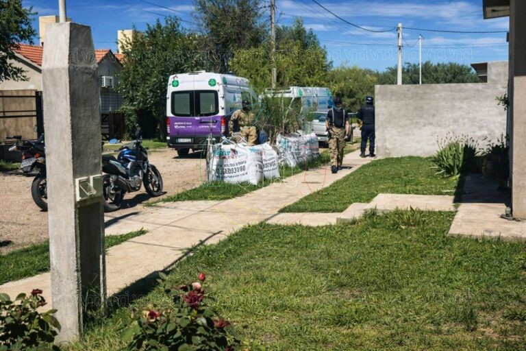 Conmoción en Merlo: investigan una muerte y una mujer herida de gravedad