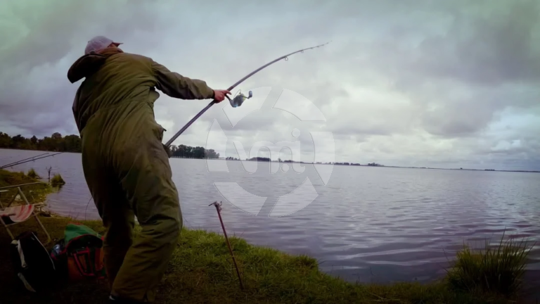 Extienden la veda total de pesca de pejerrey en todos los diques de San Luis