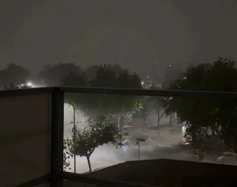 Violento temporal azotó a Mendoza y provocó daños e interrupciones