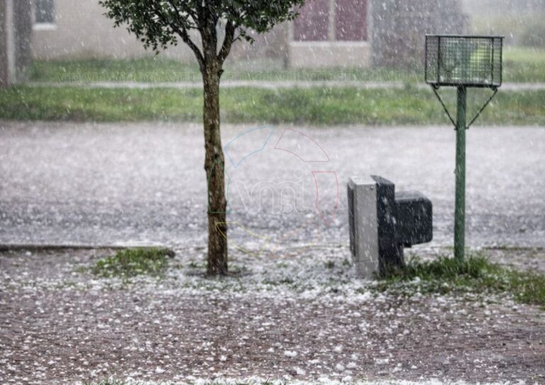 Un temporal de lluvia y granizo sorprendió este martes a Villa Mercedes