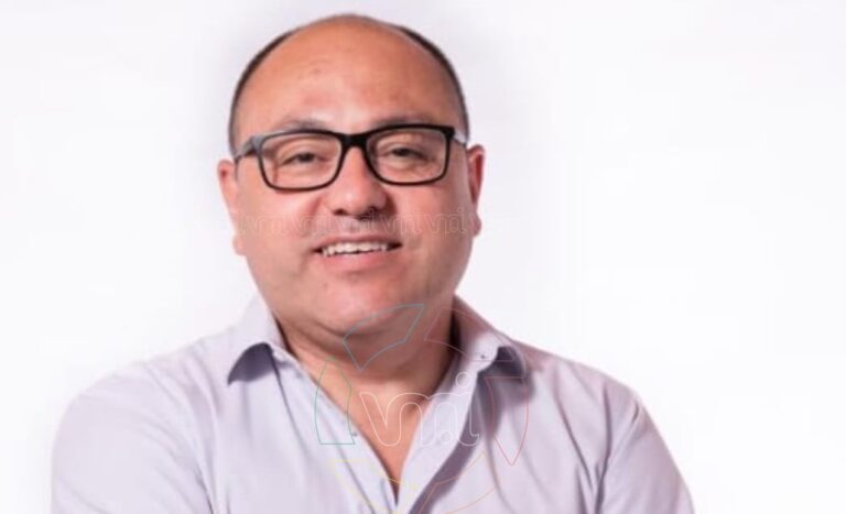 Diego González: “La dictadura que nos arruinó”