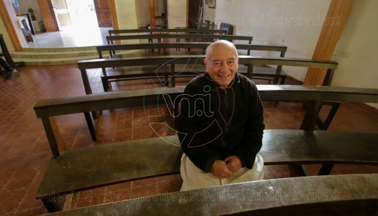 Villa Mercedes: el Padre Nolo evoluciona favorablemente tras una descompensación y piden continuar con la cadena de oración