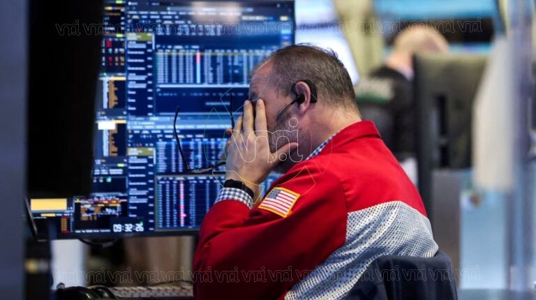 Las bolsas del mundo se desploman más de 6% por el salto del petróleo tras la escalada de la guerra en Medio Oriente