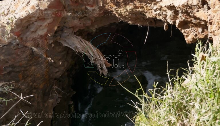 Río Quinto: reportan un socavón en el Camino del Meridiano V y crece la alerta por lluvias