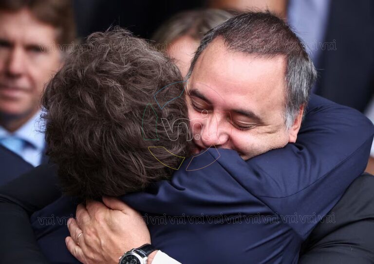 Milei refuerza su respaldo a Adorni en medio de más revelaciones sobre las denuncias