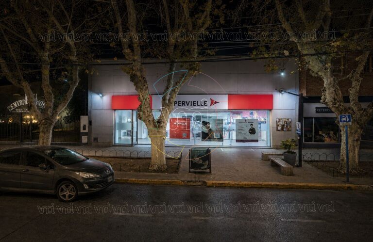 Cerraron una sucursal del Banco Supervielle en Villa Mercedes y más de 2.400 jubilados deberán trasladarse a otra sede