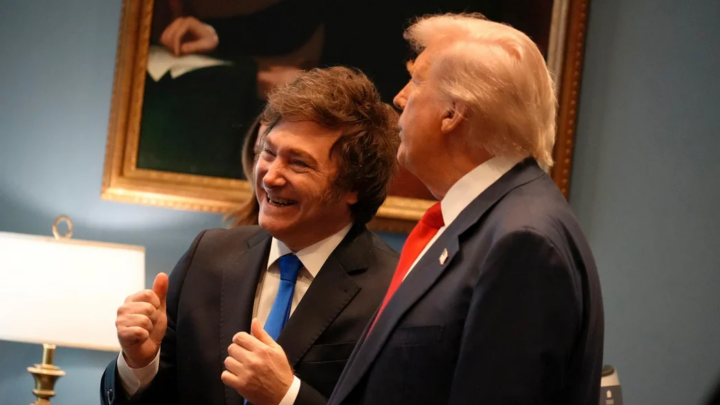 El presidente Javier Milei junto a su par Donald Trump.